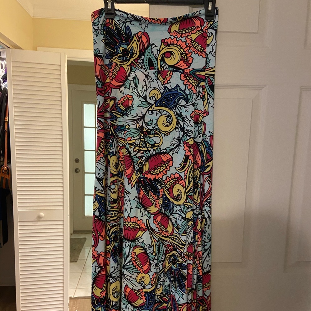 Maxi skirt
